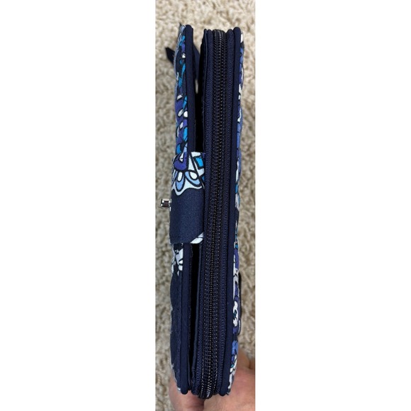 Vera Bradley Quilted Paisley Zip‎ Around Wallet Wristlet Organizer Blue Purple - Picture 7 of 9